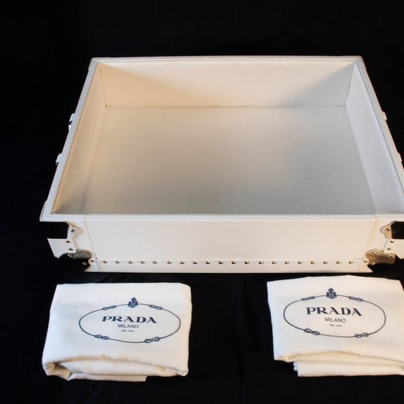 White Prada Serving Trunk - Picture 7 of 13